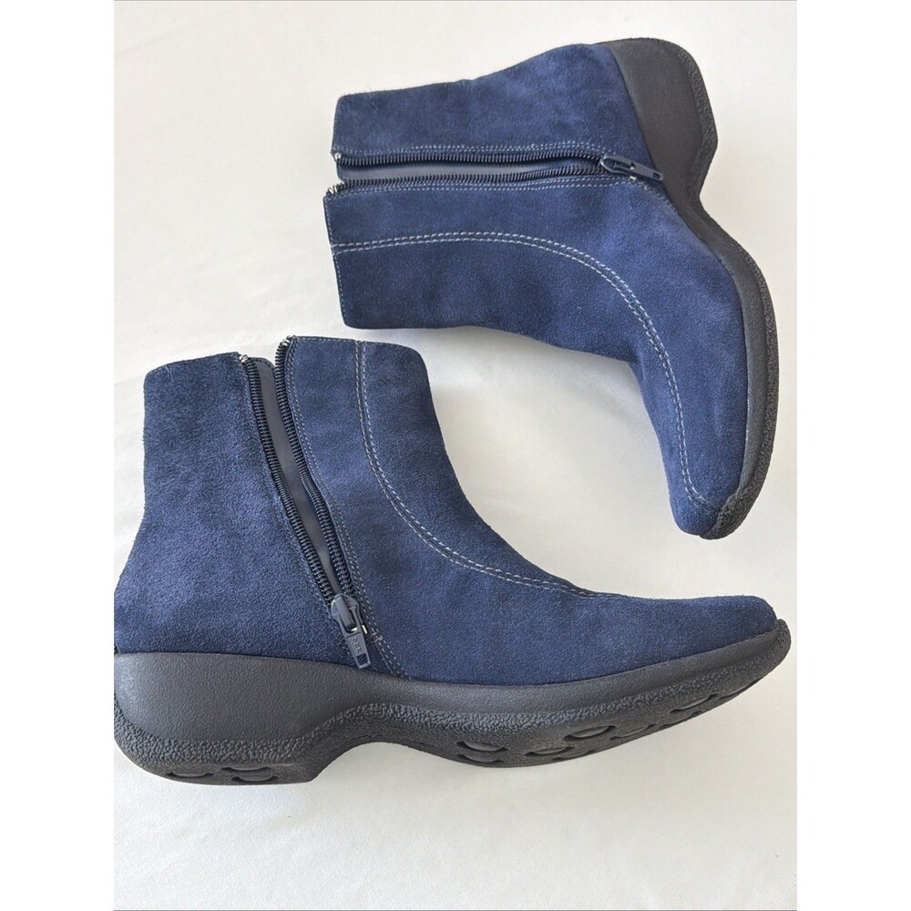Clarks Suede Square Toe Ankle Boots Ashlyn Zip Up Women's Sz 7.5 M Navy Blue EUC - Picture 9 of 9